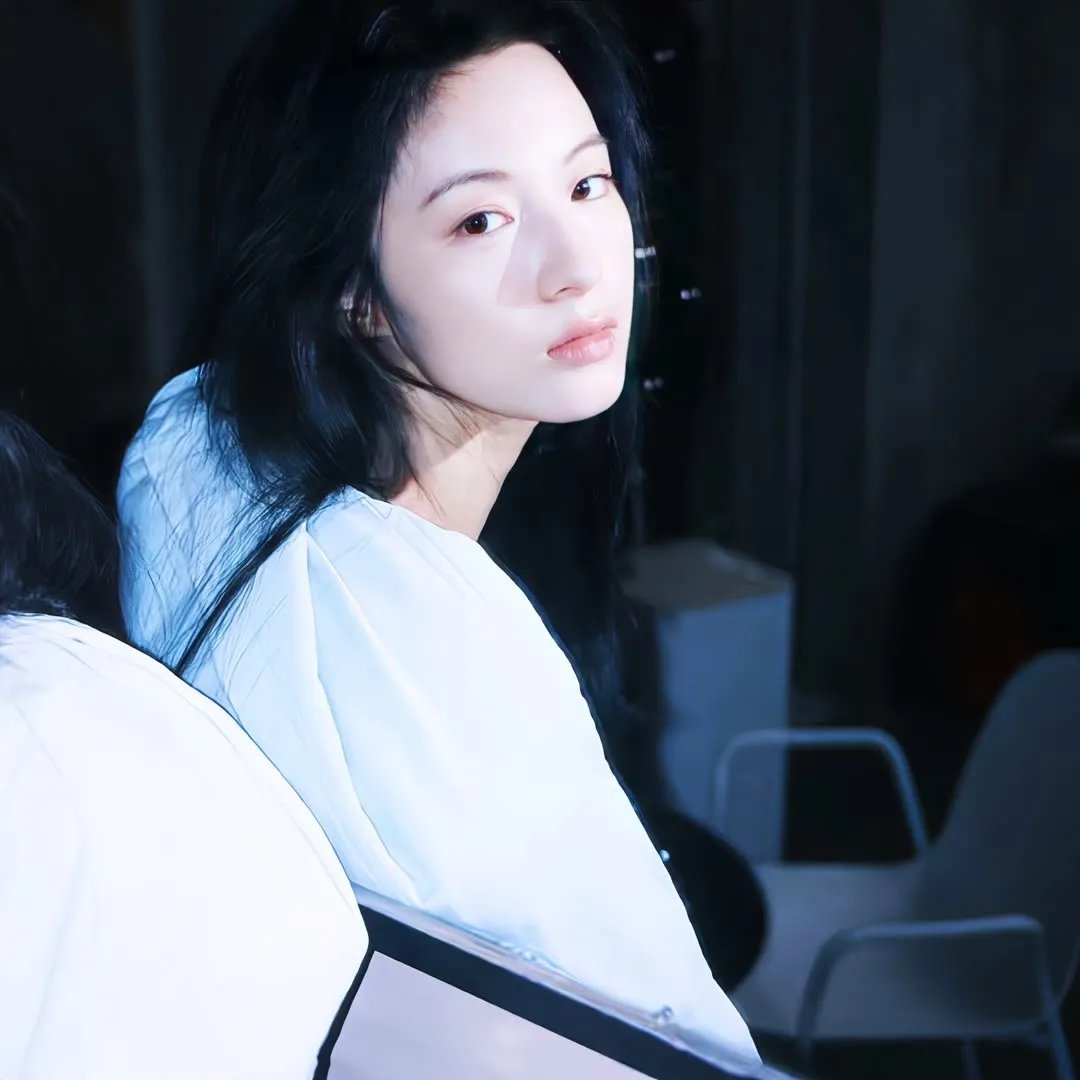 黎明前的暗战